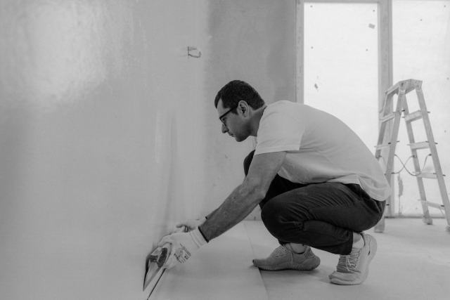Combles, murs, plancher : dans quel ordre isoler sa maison Combles, murs, plancher : dans quel ordre isoler sa maison
